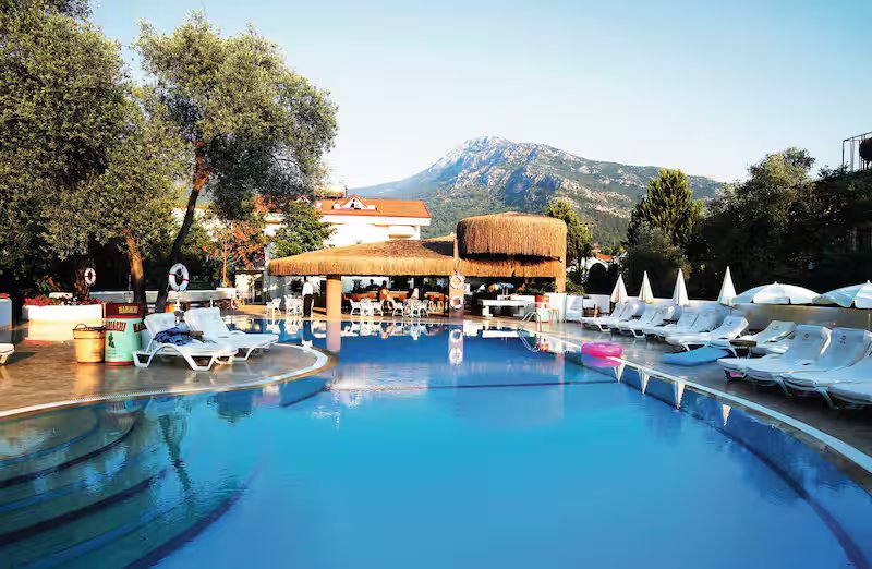 The Pine Hill Hotel and Suites