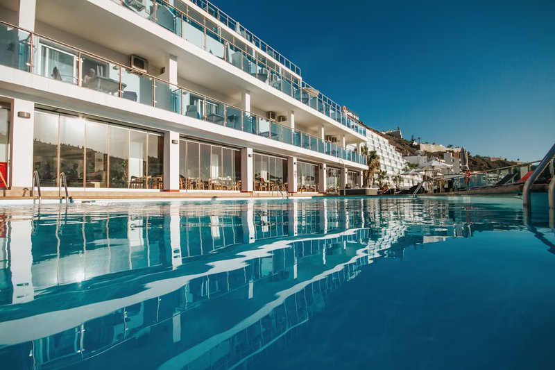 Servatur Casablanca Suites & Spa