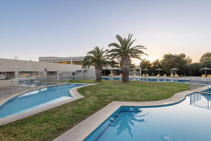 Akti Coast Club